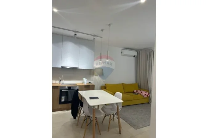 Tirane, jepet me qera apartament 1+1 Kati 1, 54 m² (myslym shyri)