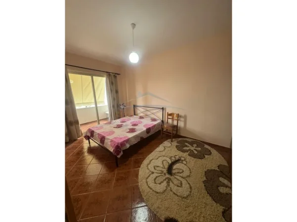 Tirane, jepet me qera apartament 1+1 Kati 3, 61 m² 350 € (Fresku, Rruga e Dajtit)