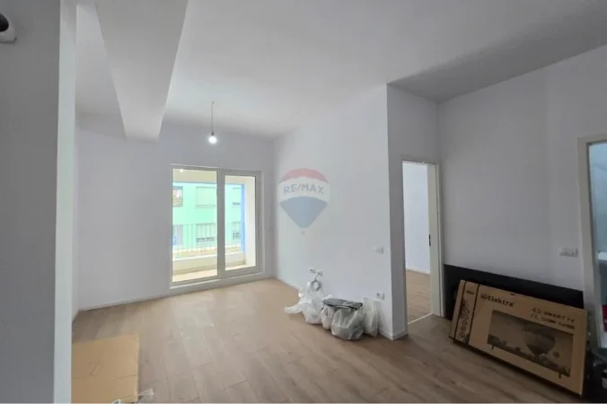 Tirane, shitet apartament 1+1 Kati 2, 59 m² 107.000 € (Kompleksi Kaimi)