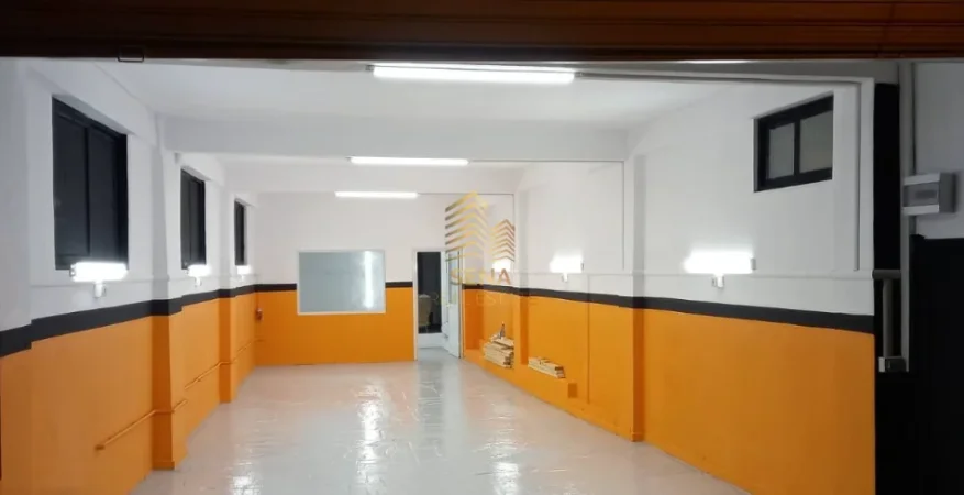 Tirane, jepet me qera magazine Kati 1, 100 m² 500 € (Ish Fusha e Aviacionit)