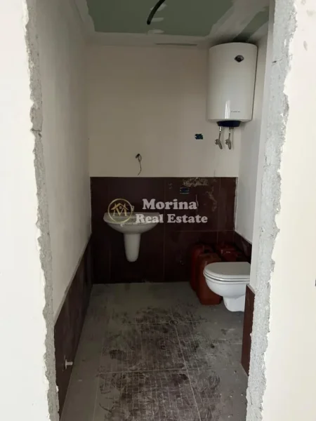 Tirane, shitet apartament 2+1 Kati 1, 135 m² 135.000 € (Fresku)
