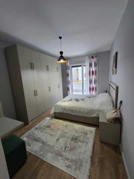 Tirane, jepet me qera apartament 1+1 Kati 6, 82 m² 600 € (Don Bosko)