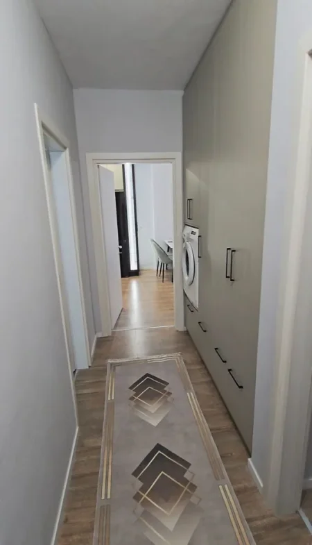 Tirane, jepet me qera apartament 1+1 Kati 6, 82 m² 600 € (Don Bosko)