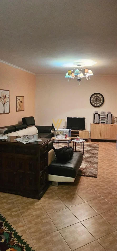 Tirane, shitet apartament 2+1+Ballkon Kati 1, 106 m² 153.000 € (SHKOZE)