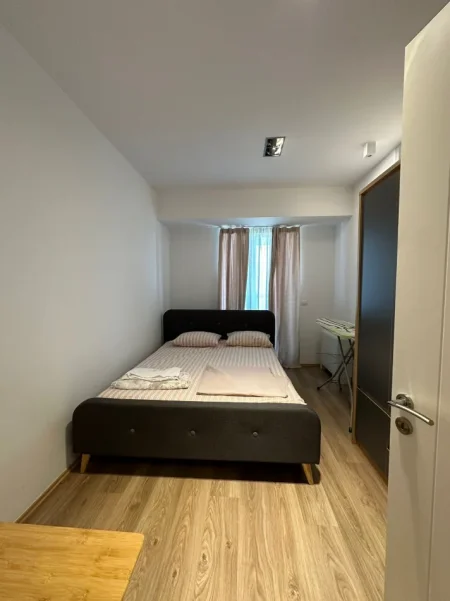 Tirane, jepet me qera apartament 2+1 , 122 m² 1.500 € (Stadiumi “Air Albania”)