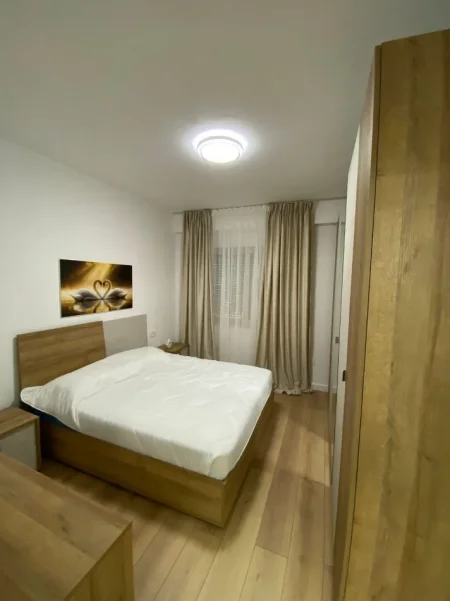 Tirane, jepet me qera apartament 1+1 Kati 2, 50 m² 600 € (Don Bosko)
