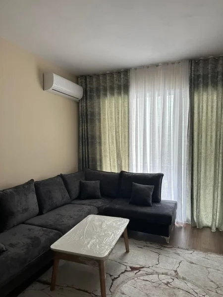 Tirane, jepet me qera apartament 2+1 Kati 2, 98 m² 550 € (Paskuqan)