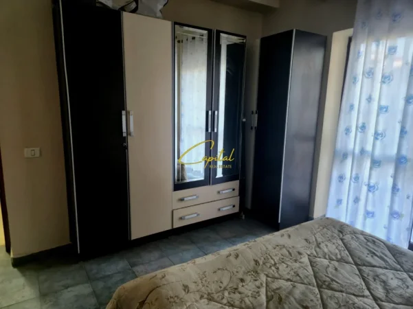 Tirane, jepet me qera apartament 1+1 Kati 2, 60 m² 450 € (LAPRAKE)