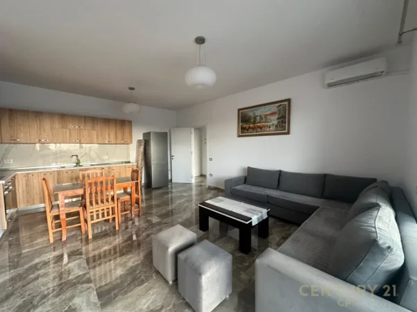 Tirane, jepet me qera apartament 1+1+Ballkon Kati 8, 72 m² 500 € (farmacia 10)