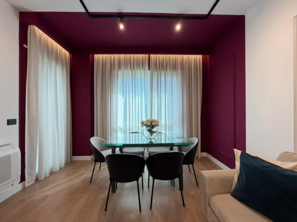 Tirane, jepet me qera apartament 2+1 Kati 1, 90 m² 1.000 € (Porcelani)