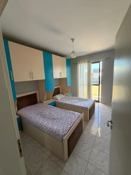 Tirane, jepet me qera apartament 2+1 Kati 6, 110 m² 520 € (Rruga Don Bosko)
