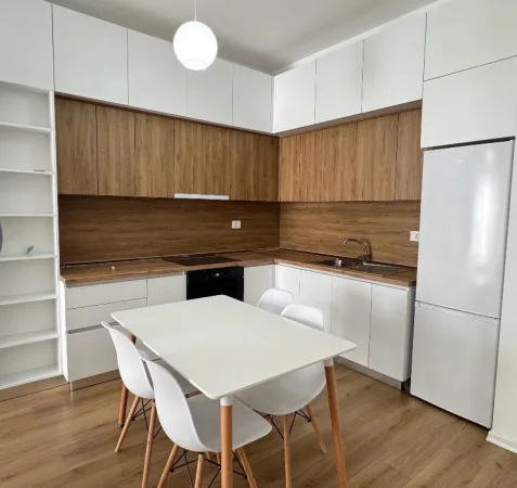 Tirane, jepet me qera apartament 1+1+Ballkon Kati 5, 61 m² 390 € 