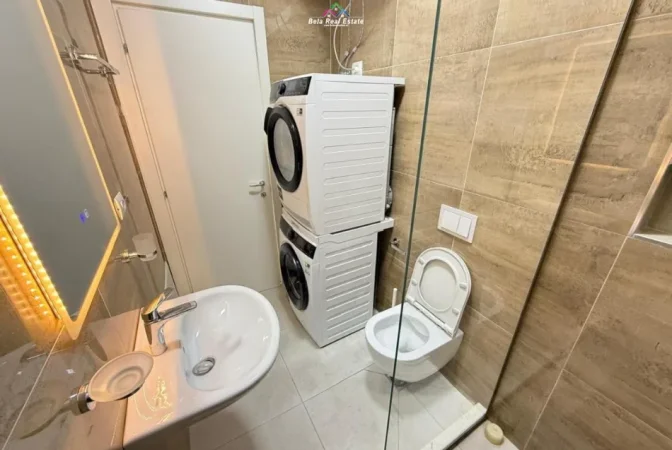 Tirane, jepet me qera apartament 3+1 Kati 6, 159 m² 1.950 € (garden building)