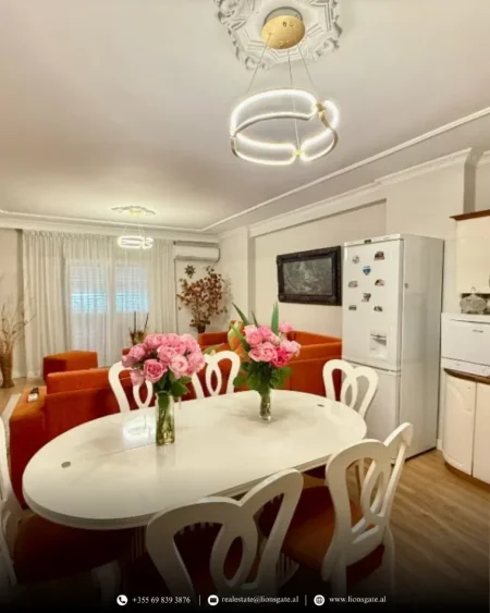 Tirane, jap me qera apartament 2+1+Aneks+Ballkon , 105 m² 1.000 € 
