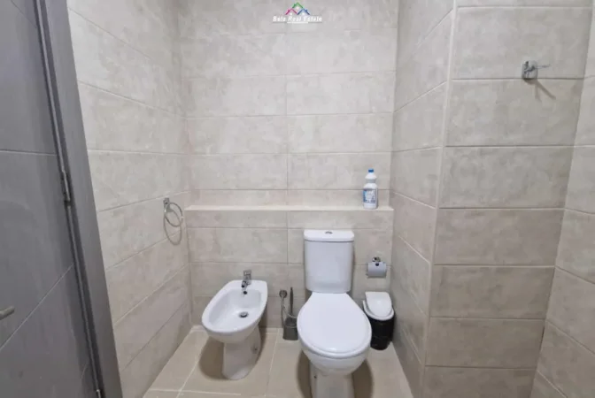 Tirane, jepet me qera apartament 2+1 Kati 1, 100 m² 630 € (5 maj)