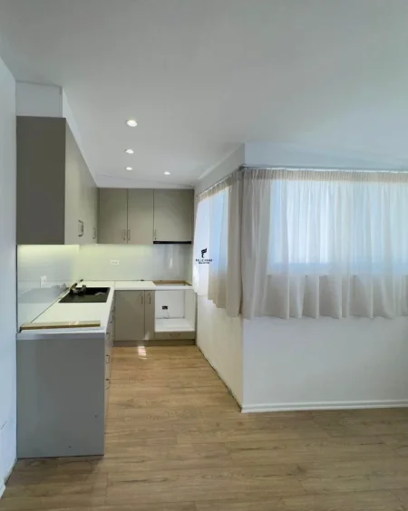 Tirane, shitet apartament 1+1 , 73 m² 114.000 € (FRESK)