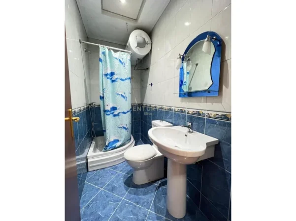 Tirane, jepet me qera apartament 2+1 Kati 8, 104 m² 650 € (don bosko)