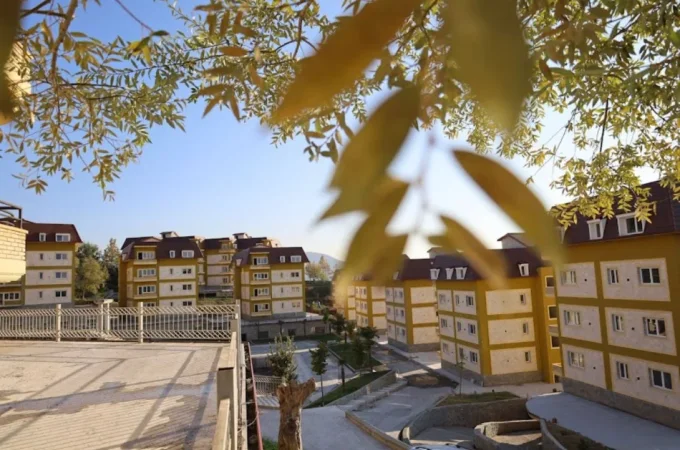 Tirane, shitet apartament 1+1 , 79 m² 129.000 € (farke)