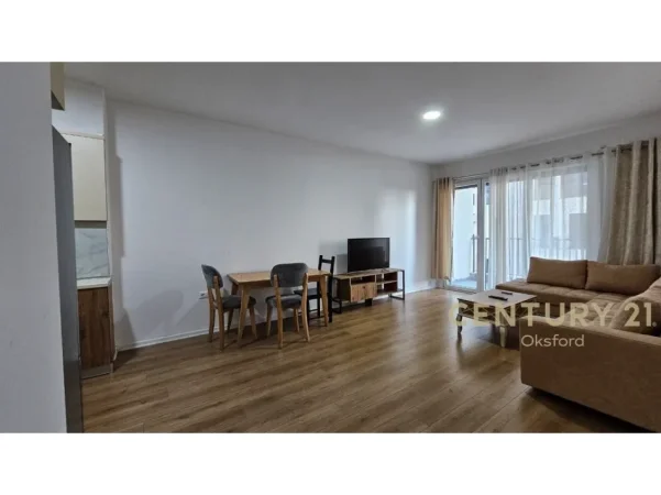 Tirane, jepet me qera apartament 1+1+Ballkon Kati 5, 75 m² 500 € (don bosko)
