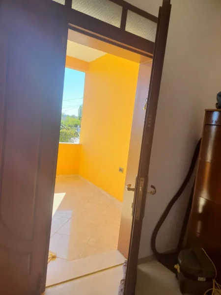 Tirane, jepet me qera Vile 1 Katshe , 120 m² 500 € (Kamëz)