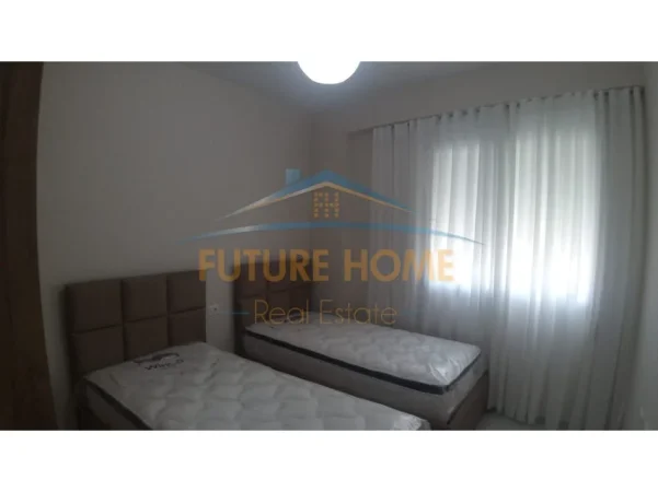 Tirane, jepet me qera apartament 2+1+Ballkon Kati 5, 84 m² 800 € (Rruga e Kavajes)