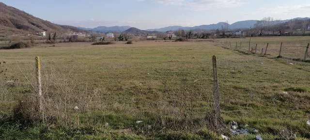 Tirane,  toke 20.000 m² 80€ /m2 (Baldushk)