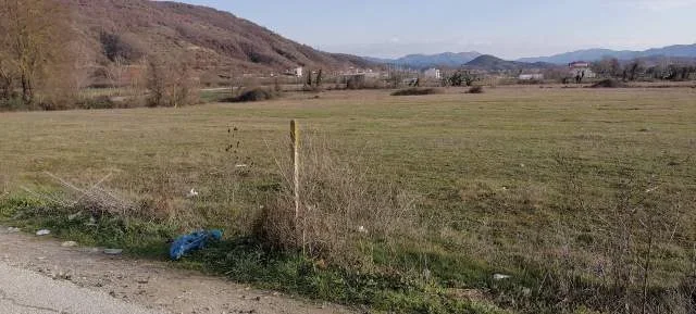Tirane,  toke 20.000 m² 80€ /m2 (Baldushk)