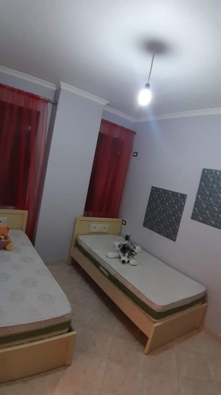 Tirane, jepet me qera apartament 2+1+BLK Kati 1, 90 m² 330 Euro