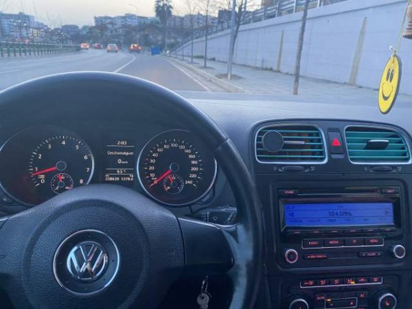 Tirane, shes makine Volkswagen Golf 6 Viti 2009, 4299 Euro