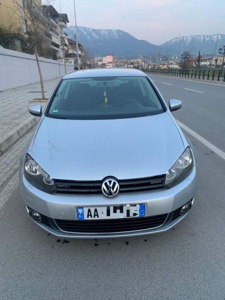 Tirane, shes makine Volkswagen Golf 6 Viti 2009, 4299 Euro