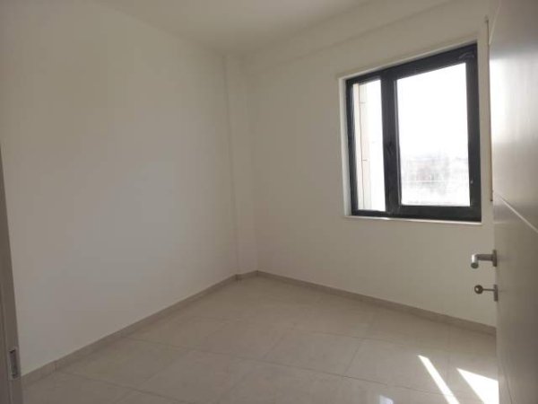 Tirane, jap me qera apartament 2+1+BLK Kati 4, 117 m² 550 Euro (Rruga papa kristo negovani)