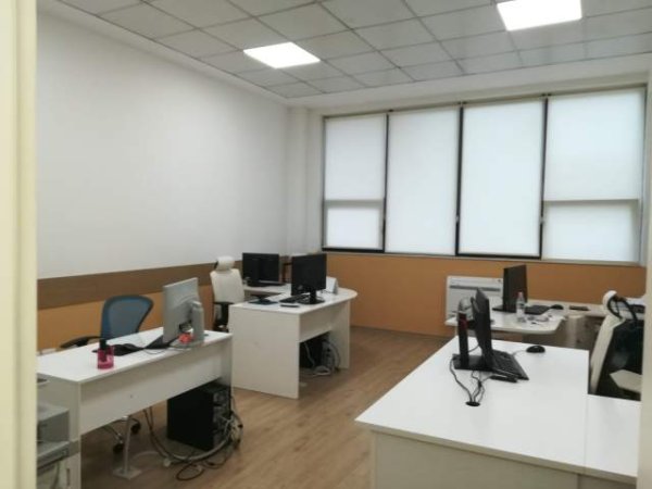 Tirane, shitet zyre Kati 2, 198 m² 2.500 Euro/m2 (kompleksi Delijorgji)