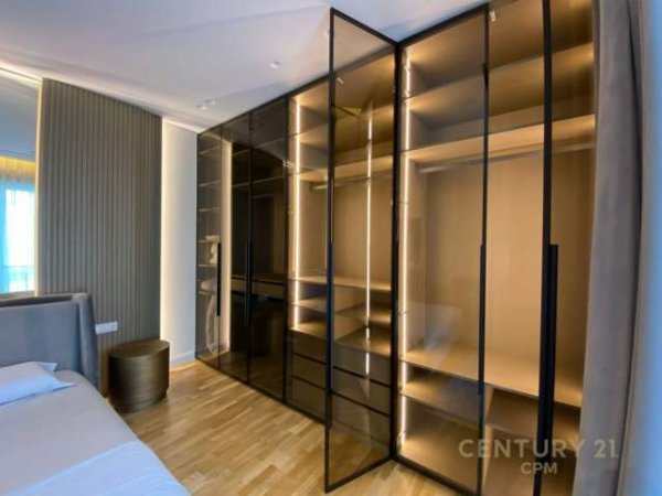 Tirane, jepet me qera apartament 1+1 Kati 1, 90 m² 1.400 Euro