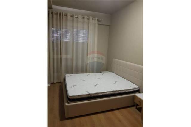 Tirane, jepet me qera apartament 93 m² 650 Euro (21 dhjetori)