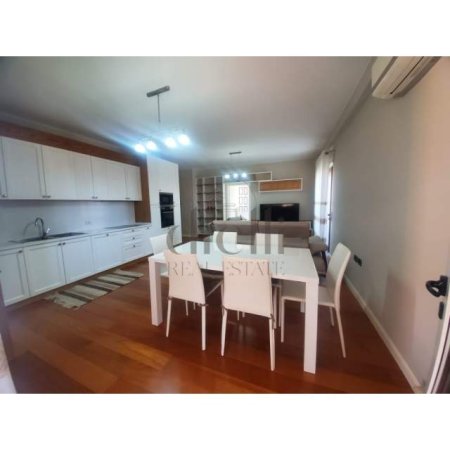 Tirane, jepet me qera apartament 3+1+BLK Kati 4, 134 m² 1.000 Euro (Liqeni i Thate)