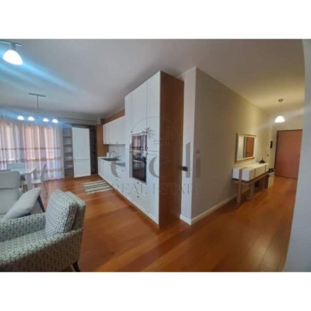 Tirane, shitet apartament 3+1 Kati 4, 134 m² 300.000 Euro (Liqeni i Tiranes)