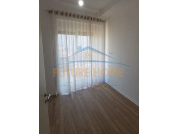 Tirane, jepet me qera apartament 2+1+BLK Kati 11, 119 m² 550 Euro (Jordan Misja)