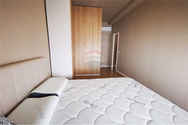 Tirane, jepet me qera apartament 2+1 Kati 4, 110 m² 600 Euro (Rruga Artan Lenja)