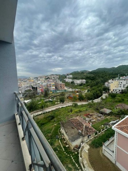 Tirane, jepet me qera apartament Kati 6, 125 m² 1.200 Euro (Kopshti Botanik)