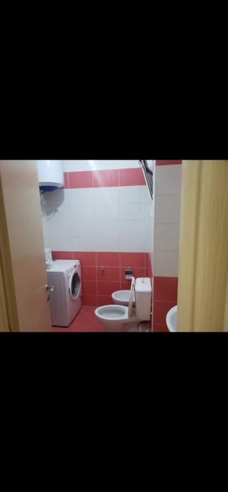 Tirane, jepet me qera apartament 1+1 Kati 7, 62 m² 370 Euro (Astir)