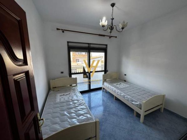 Tirane, jepet me qera apartament 2+1 Kati 3, 90 m² 500 Euro (bulevardi i ri)