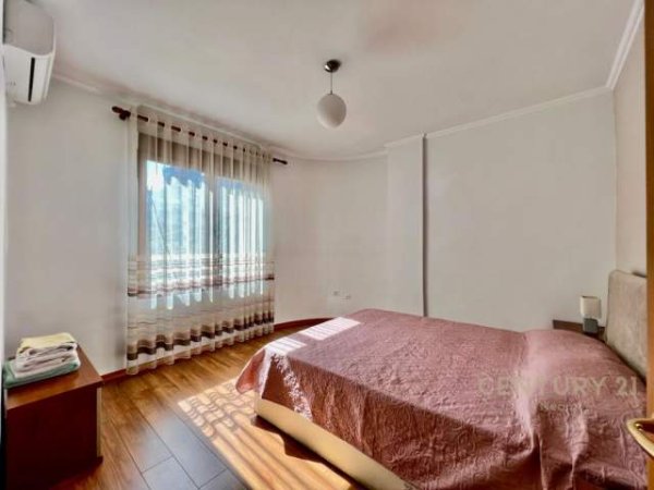 Tirane, shitet apartament 2+1 Kati 4, 136 m² 390.000 Euro (Ish Blloku)