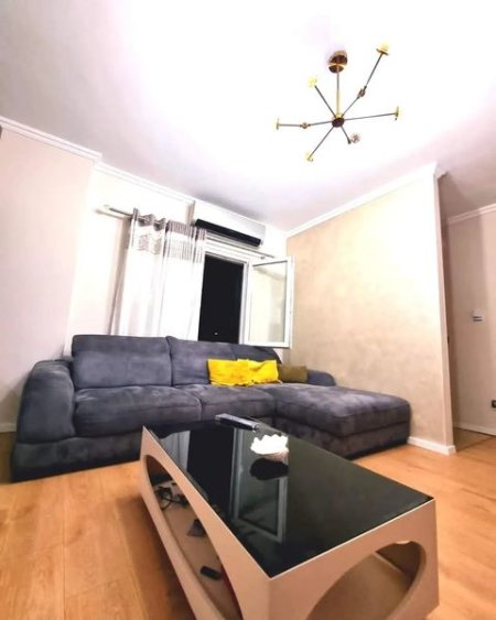 Tirane, shes apartament 2+1 96 m² 169.000 Euro (21 Dhjetori,Bar Oslo, brenda Unazes)