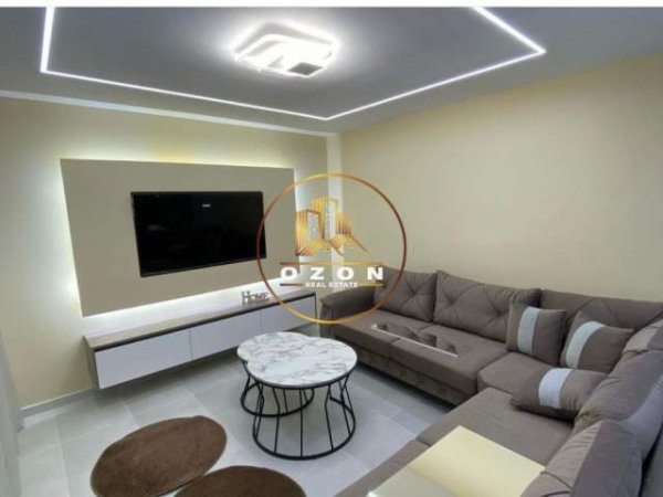Tirane, jepet me qera apartament 1+1+A+BLK Kati 2, 68 m² 600 Euro (KODRA E DIELLIT)