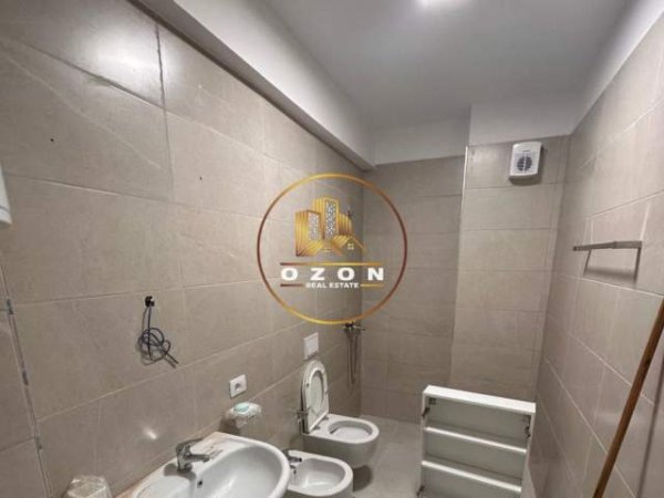 Tirane, jepet me qera apartament 1+1+A+BLK Kati 2, 68 m² 600 Euro (KODRA E DIELLIT)