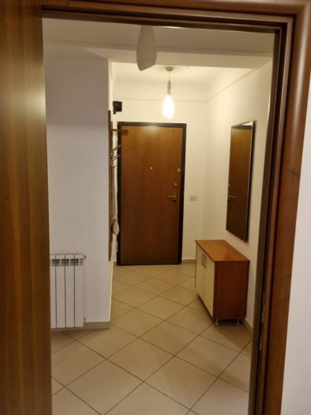 Tirane, jepet me qera apartament 1+1 Kati 3, 75 m² 550 Euro (Myslym Shyri)