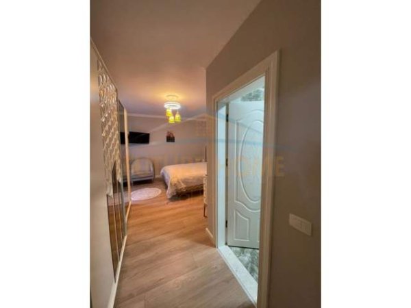 Durres, shitet apartament 2+1 Kati 2, 115 m² 140.000 Euro (Plazh-Hekurudha, Durres)