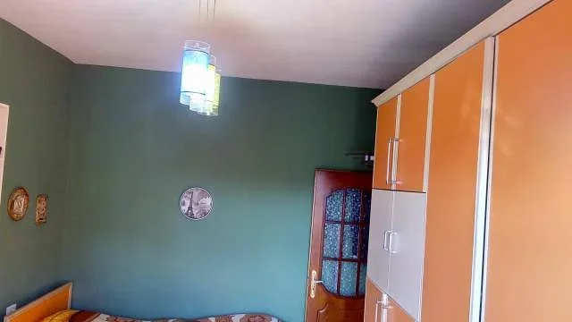 Tirane,Shitet Apartament tip 2+1, sip.neto 82m², kati 6, pallat ekzistues, Cmimi 150'000€, Rr.Petro N. Luarasi, fillim Tregut Elektrik, 30