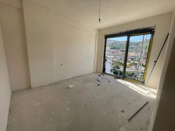 Tirane, shitet apartament 3+1+BLK Kati 6, 132 m² 170.000 Euro (Spitali Amerikan 3)