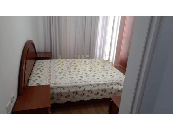 Tirane, jap me qera apartament 2+1+A+BLK Kati 3, 130 m² 600 Euro (Rruga e Elbasanit)